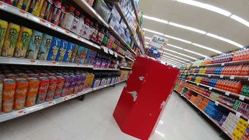 Supermarket «Compare Foods Supermarket», reviews and photos, 818 E Arrowood Rd, Charlotte, NC 28217, USA