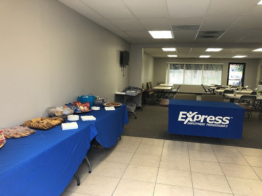 Employment Agency «Express Employment Professionals», reviews and photos, 599 S Barranca Ave #100, Covina, CA 91723, USA