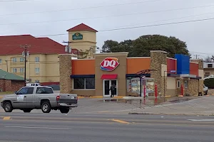 Dairy Queen of Cleburne N. Main St image
