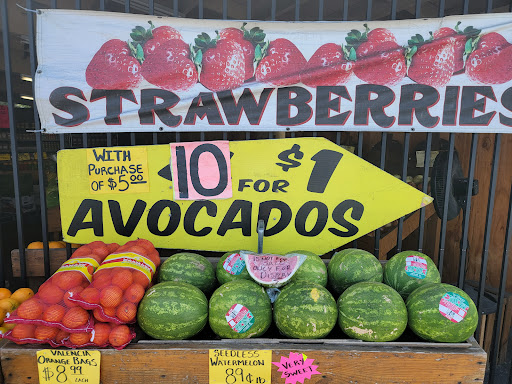 Shopping Mall «Gilroy Crossing Shopping Center», reviews and photos, 6915 Camino Arroyo, San Jose, CA 95112, USA