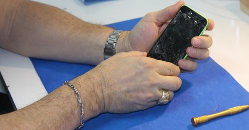 Cell Phone Store «iDropped - Stroudsburg - Stroud Plaza», reviews and photos, 1240 N 9th St, Stroudsburg, PA 18360, USA