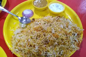 Pandiyas non veg restaurant image