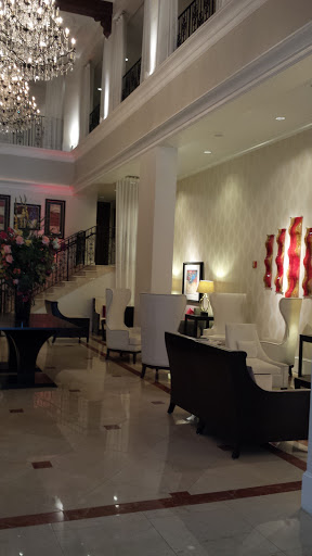 Coffee Shop «Starbucks», reviews and photos, 796 5th Ave S, Naples, FL 34102, USA