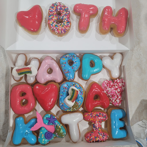 Donut Shop «Ferguson Donut Shop», reviews and photos, 8537 Ferguson Rd, Dallas, TX 75228, USA