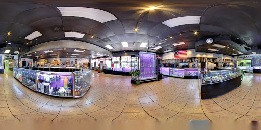 Tattoo Shop «Dungeon Body Piercing & Tattoos», reviews and photos, 10014 University Blvd, Orlando, FL 32817, USA