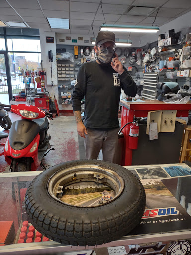 Motor Scooter Dealer «Second City Scooters», reviews and photos, 5578 N Lincoln Ave, Chicago, IL 60659, USA