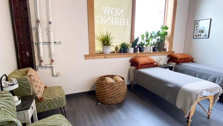 Pebble Spa - Duluth 55802