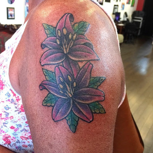 Tattoo Shop «Miami Tattoo Co.», reviews and photos, 1218 Washington Ave, Miami Beach, FL 33139, USA