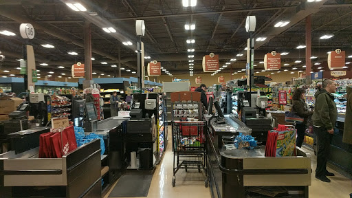 Supermarket «Giant Eagle Supermarket», reviews and photos, 420 E Waterfront Dr, Homestead, PA 15120, USA