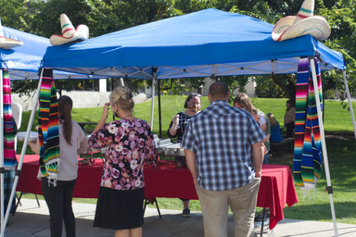 Taco Restaurant «Tacos El Pariente», reviews and photos, 7273 State St, Midvale, UT 84047, USA