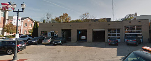 Auto Repair Shop «J.J. Service Center», reviews and photos, 433 Sheridan Rd, Highwood, IL 60040, USA
