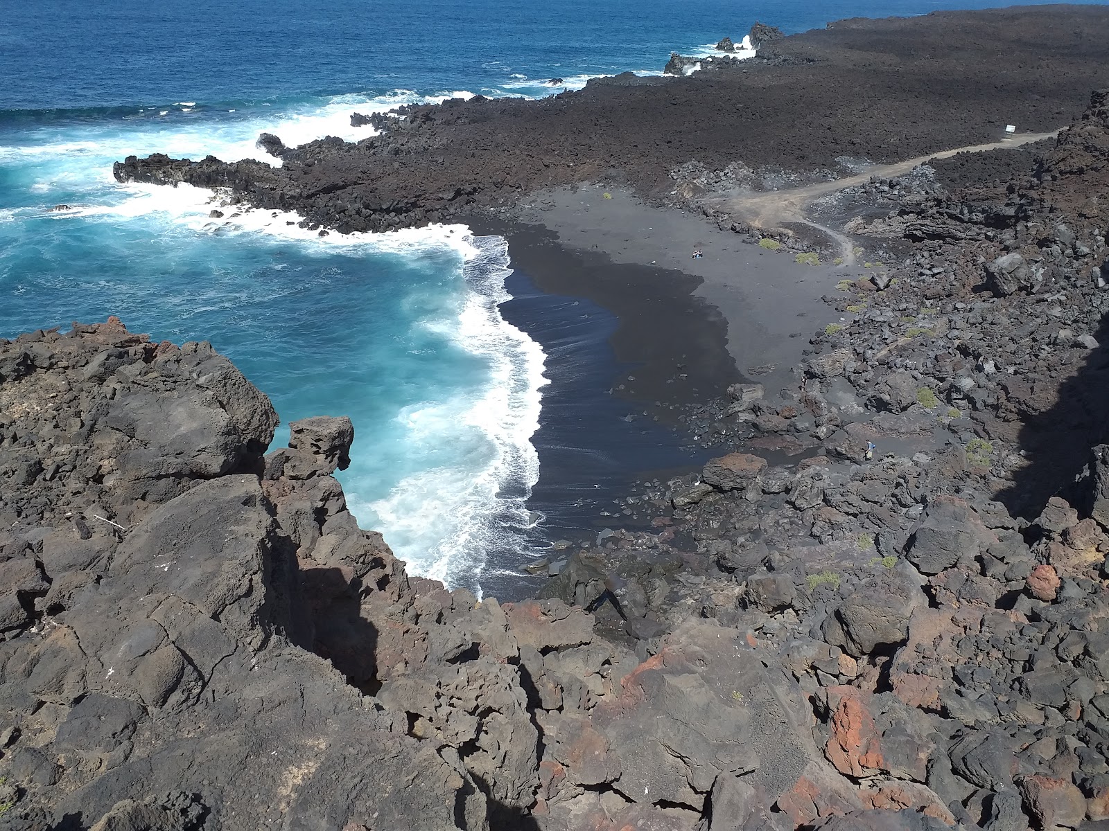 Photo de Playa del Paso avec sable noir de surface