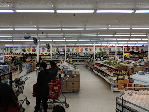 Grocery Store «Dragon Star Oriental Foods», reviews and photos, 633 W Minnehaha Ave, St Paul, MN 55104, USA