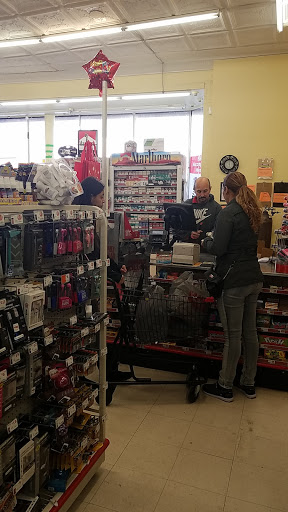 Dollar Store «FAMILY DOLLAR», reviews and photos, 194 Broadway, Long Branch, NJ 07740, USA