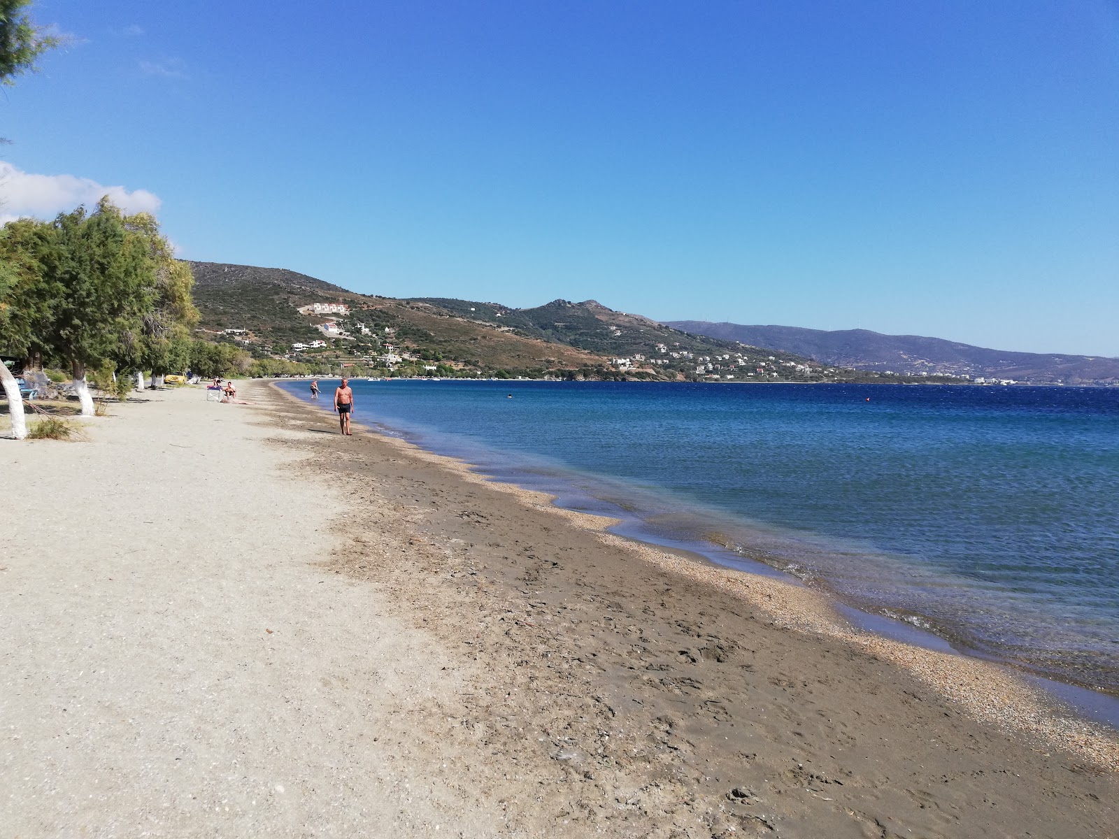 Foto di Figias beach con baia lunga