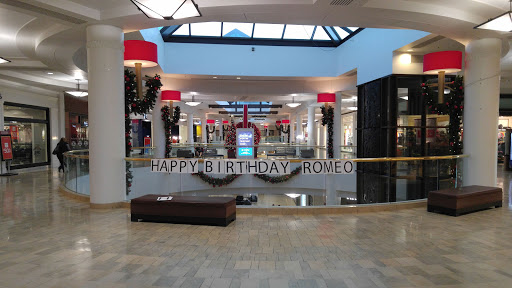 Shopping Mall «Scottsdale Fashion Square», reviews and photos, 7014 E Camelback Rd, Scottsdale, AZ 85251, USA