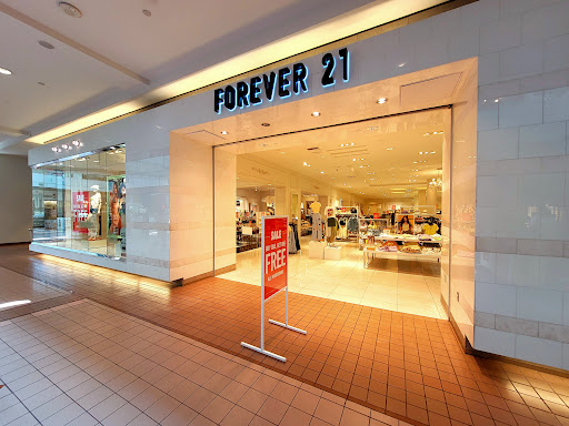 Clothing Store «F21 XXI», reviews and photos, 2800 N Main St #201, Santa Ana, CA 92705, USA