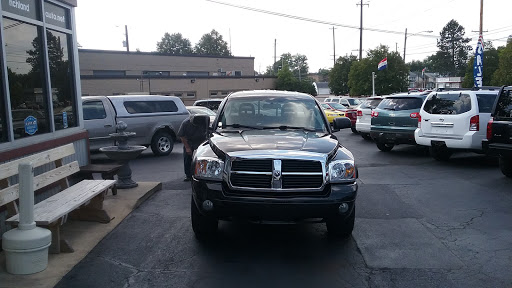 Used Car Dealer «Richland Motors», reviews and photos, 4653 Pearl Rd, Cleveland, OH 44109, USA