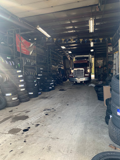 Truck Repair Shop «Greens Fork Truck and Tire Repair», reviews and photos, 2441 N Centerville Rd, Centerville, IN 47330, USA