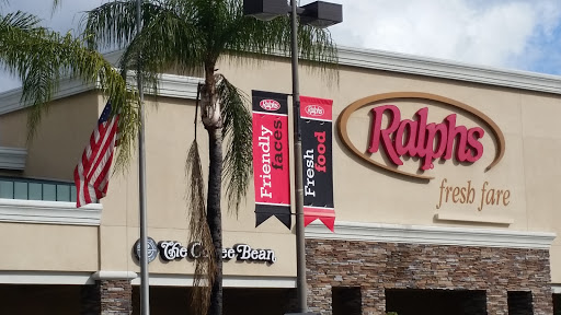 Grocery Store «Ralphs Fresh Fare», reviews and photos, 2675 Foothill Blvd, La Crescenta, CA 91214, USA