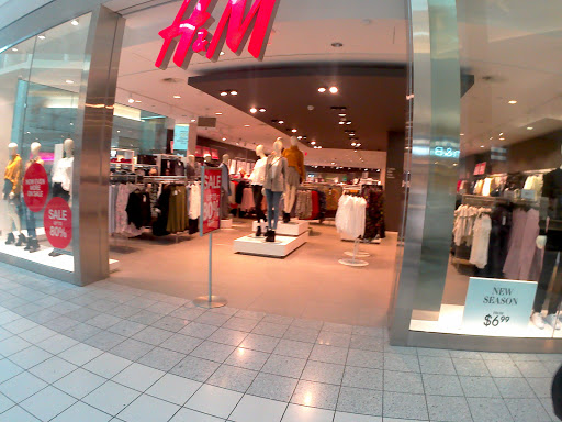 Shopping Mall «Great Northern Mall», reviews and photos, 4954 Great Northern Mall, North Olmsted, OH 44070, USA