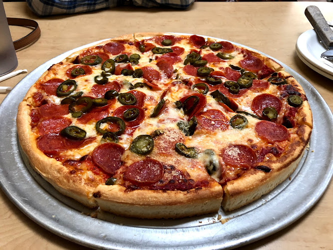 #1 best pizza place in El Paso - House of Pizza