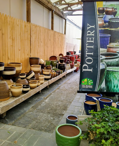 Garden Center «H J Benken Florist & Garden», reviews and photos, 6000 Plainfield Rd, Cincinnati, OH 45213, USA