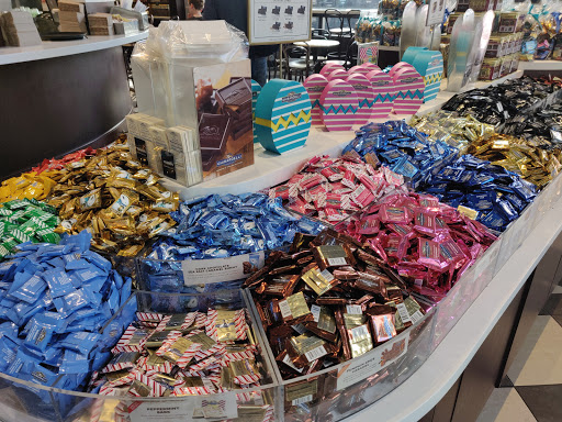 Chocolate Shop «Ghirardelli Chocolate», reviews and photos, 2 New Montgomery St, San Francisco, CA 94105, USA