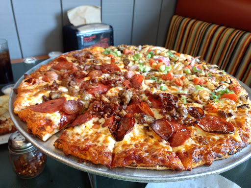 Pizza Restaurant «Round Table Pizza», reviews and photos, 2690 41st Ave, Soquel, CA 95073, USA