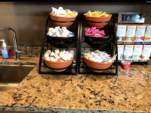 Toyota Dealer «Luther Brookdale Toyota», reviews and photos, 6700 Brooklyn Blvd, Brooklyn Center, MN 55429, USA