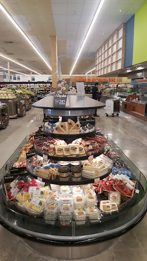 Grocery Store «Pavilions», reviews and photos, 26022 Marguerite Pkwy, Mission Viejo, CA 92692, USA