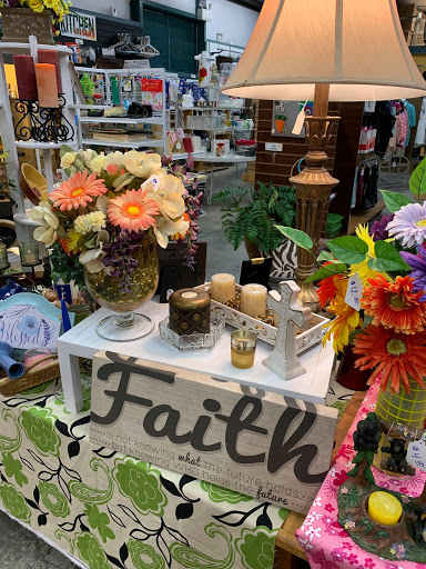 Thrift Store «Community Clothes Closet», reviews and photos