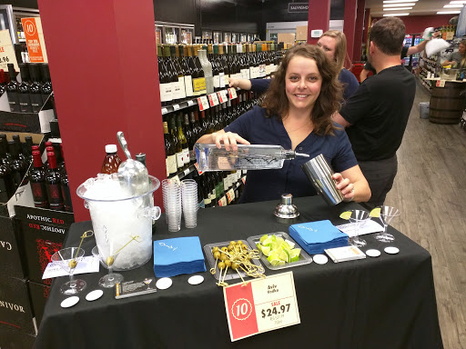 Liquor Store «Top Ten Liquors», reviews and photos, 5111 Excelsior Blvd, St Louis Park, MN 55416, USA