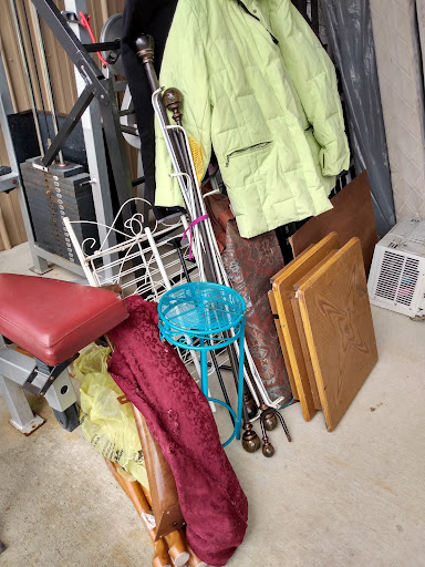 Flea Market «Awesome Deals Flea Market», reviews and photos, 19331 28th St, Long Beach, MS 39560, USA