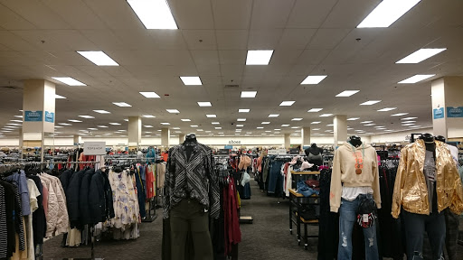 Department Store «Nordstrom Rack Middlesex Commons», reviews and photos, 43 Middlesex Turnpike #5, Burlington, MA 01803, USA
