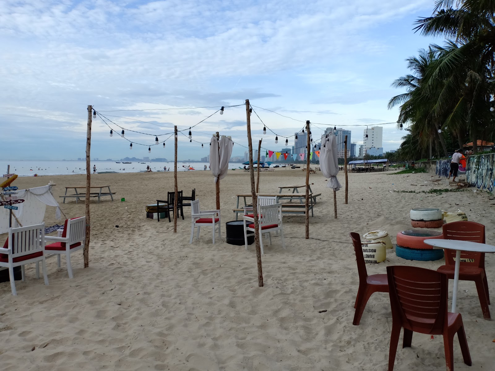 Foto di Man Thai Beach e l'insediamento