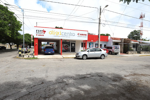 Taller de reparación de cámaras Mérida