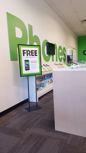 Cell Phone Store «Cricket Wireless Authorized Retailer», reviews and photos, 9611 W Camelback Rd #122, Phoenix, AZ 85037, USA