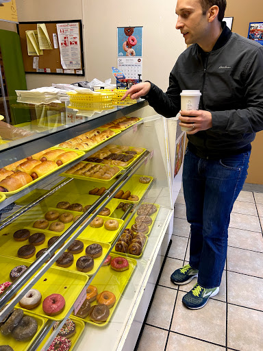 Donut Shop «Shins Donuts», reviews and photos, 8251 N Belt Line Rd # 140, Irving, TX 75063, USA