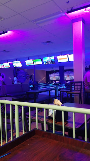 Bowling Alley «Murfreesboro Strike & Spare», reviews and photos, 941 NW Broad St, Murfreesboro, TN 37129, USA