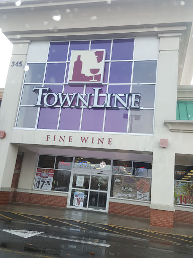 Liquor Store «Town Line Fine Wine, Spirits & Beer», reviews and photos, 345 Hawley Ln, Stratford, CT 06614, USA