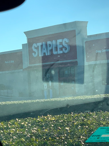 Office Supply Store «Staples», reviews and photos, 1306 E Belt Line Rd, Richardson, TX 75081, USA