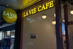 La Vie Cafe image