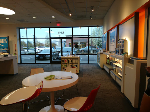 Cell Phone Store «AT&T», reviews and photos, 1241 NE 48th Ave, Hillsboro, OR 97124, USA