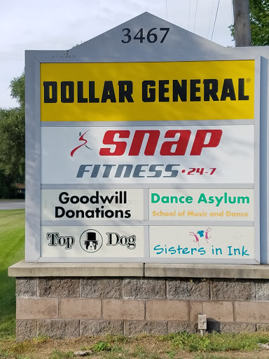 Pet Groomer «Top Dog Grooming Shop», reviews and photos, 3467 Blue Star Hwy #400, Saugatuck, MI 49453, USA