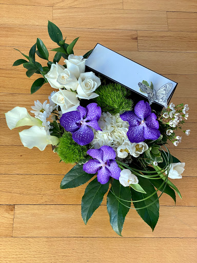 Florist «Gallery of Flowers Ny Corporation», reviews and photos, 1151 Brighton Beach Ave, Brooklyn, NY 11235, USA