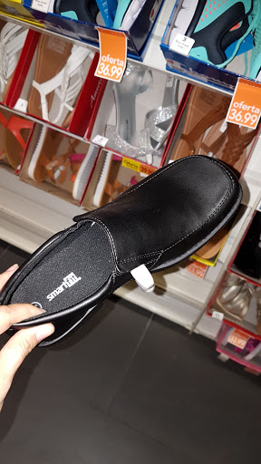 Stores to buy men's slippers Guayaquil