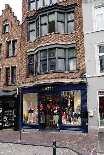 Beoordelingen van Queen Fashion in Brugge - Kledingwinkel