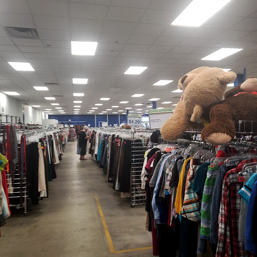 Thrift Store «Goodwill», reviews and photos, 249 Village At Glynn Pl, Brunswick, GA 31525, USA