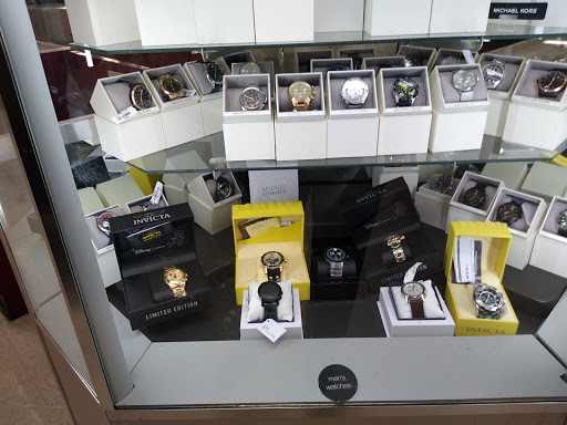 Department Store «T.J. Maxx», reviews and photos, 9828 Great Hills Trail #200, Austin, TX 78759, USA